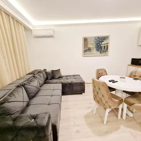 Modern Central Apartments Renovated Belgrade Exterior photo