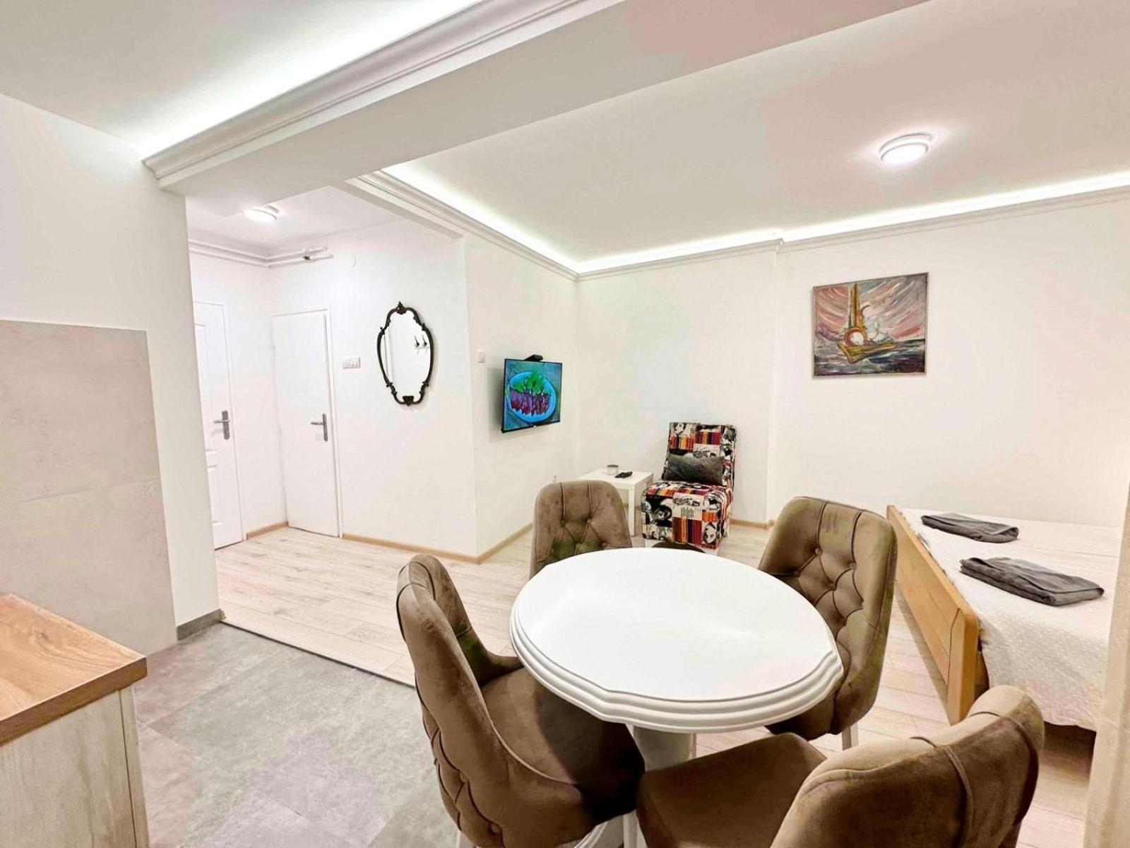 Apartment Modern Renovated *